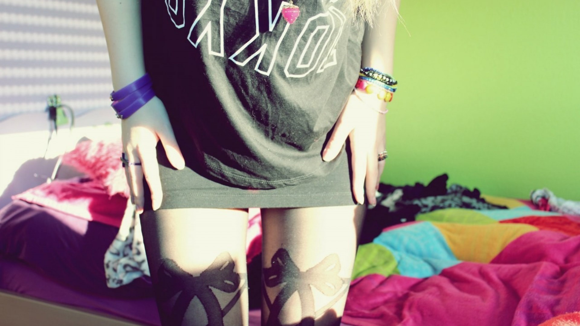 person with bow tights