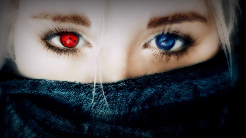 Person with Mismatched Eyes
