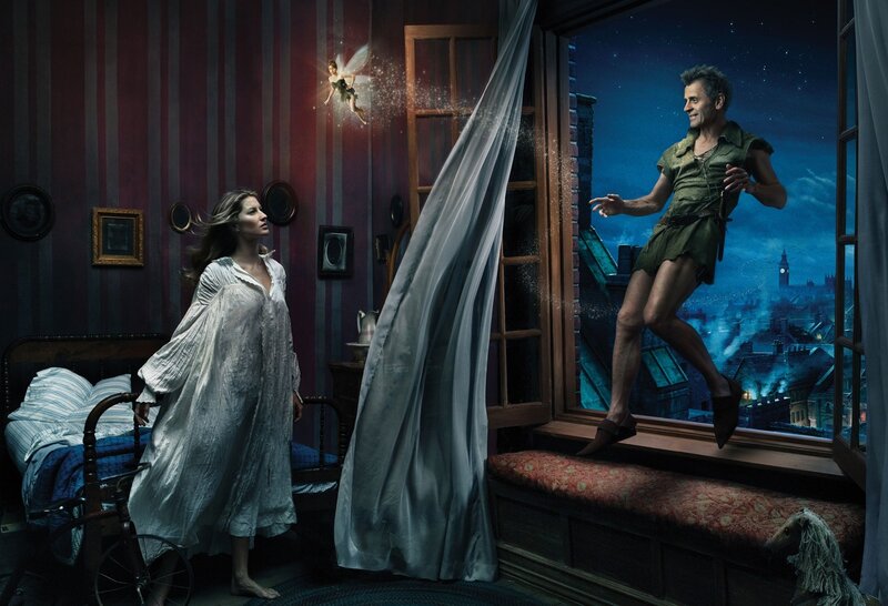 Peter Pan and Wendy in a bedroom