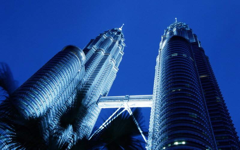 Petronas Twin Towers at night