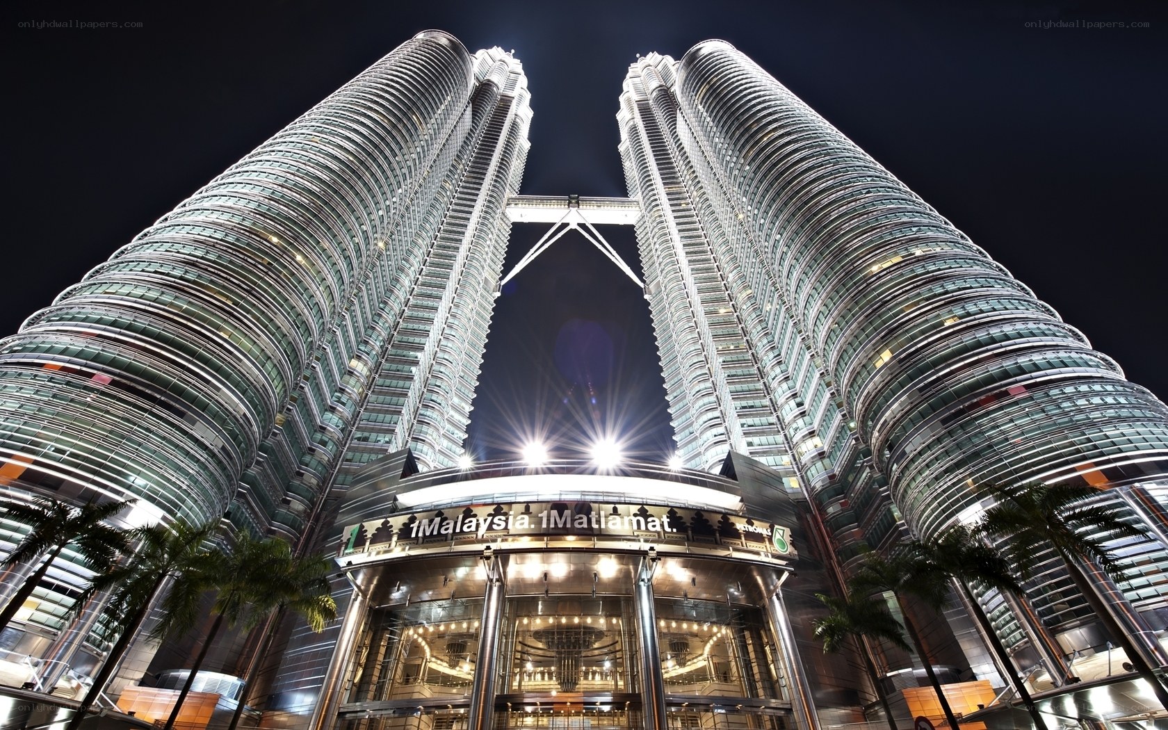 Petronas Twin Towers at night
