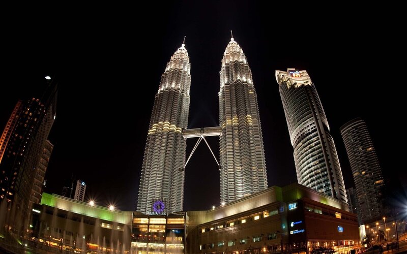 Petronas Twin Towers — Dramatic