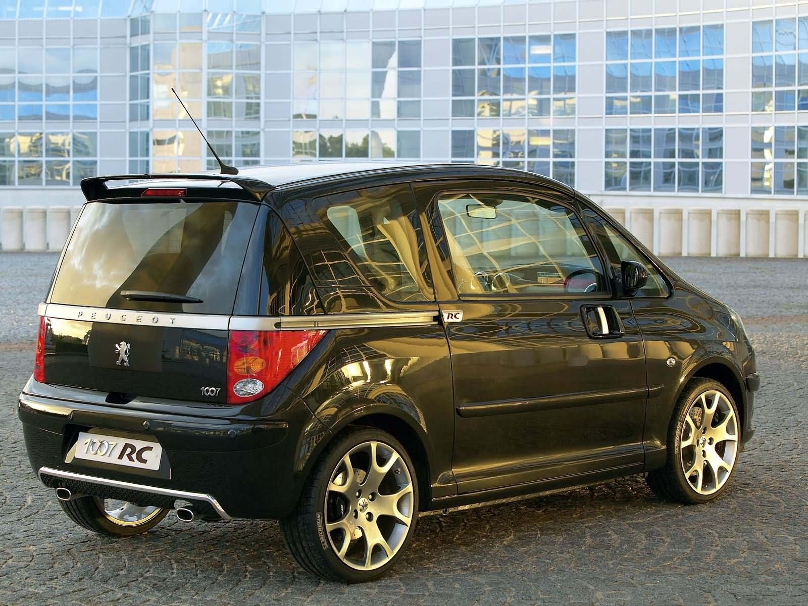 Peugeot 1007 RC car