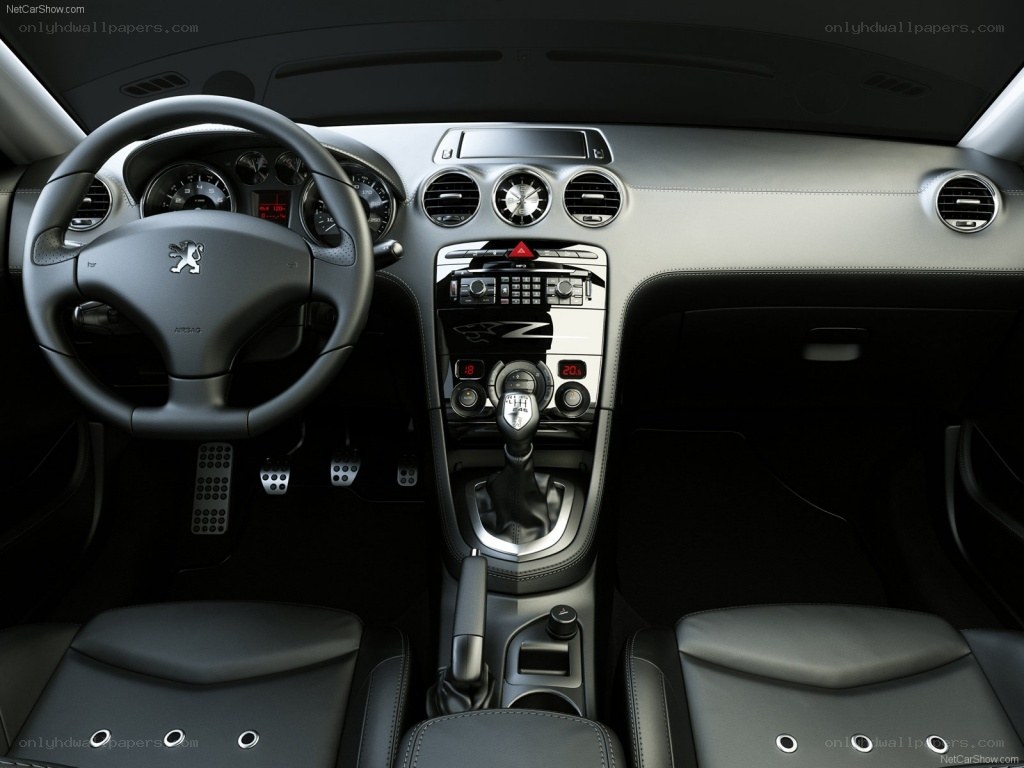 Peugeot 308 GTi interior