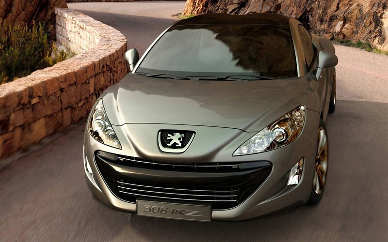 Peugeot 308 RCZ on a winding road
