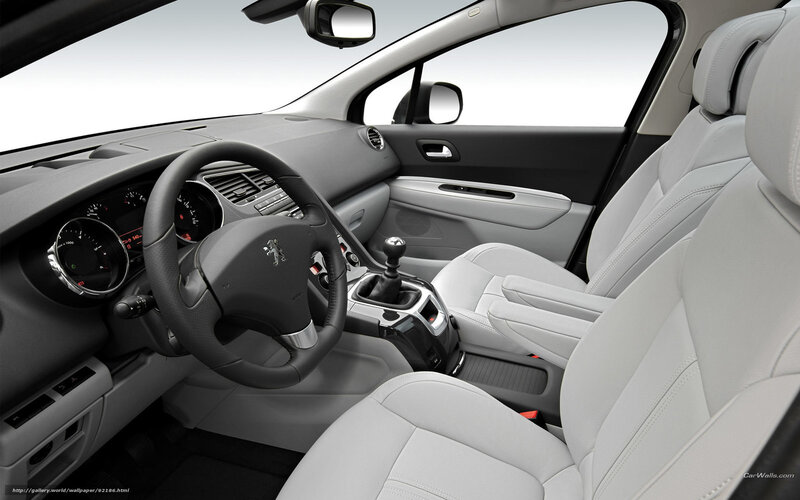 Peugeot 5008 interior