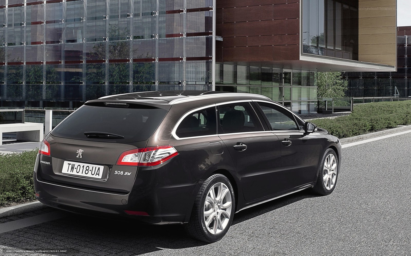 Peugeot 508 SW station wagon