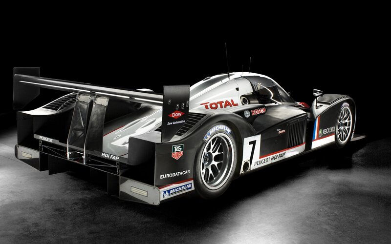 Peugeot race car from behind