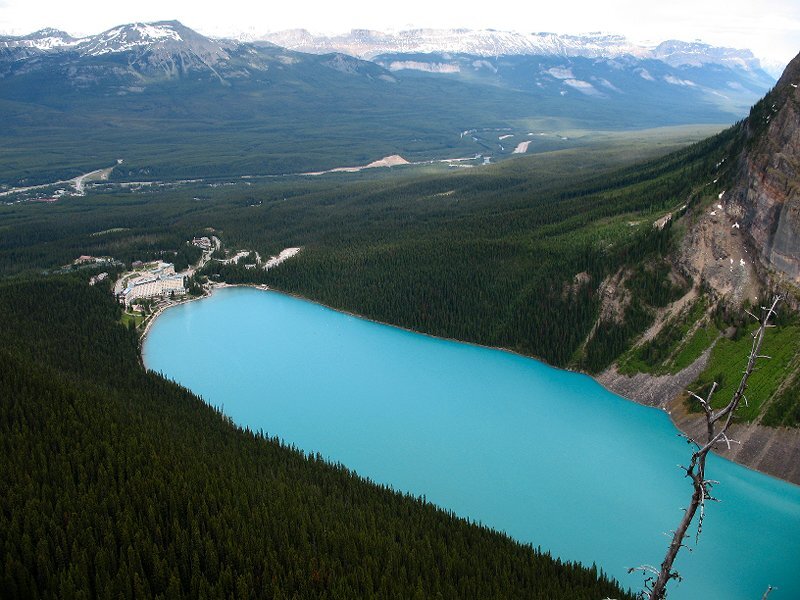Peyto Lake and Hotel