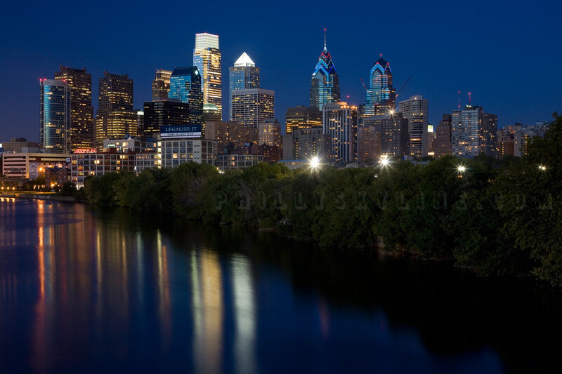 Philadelphia skyline at night