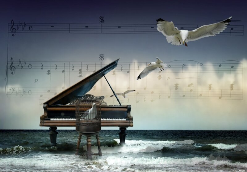 Piano in Ocean