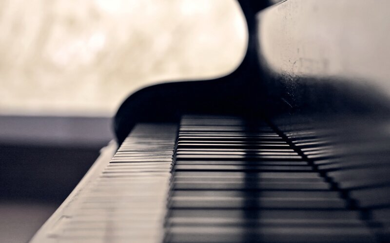 Piano Keyboard — Black, Calm, Photograph