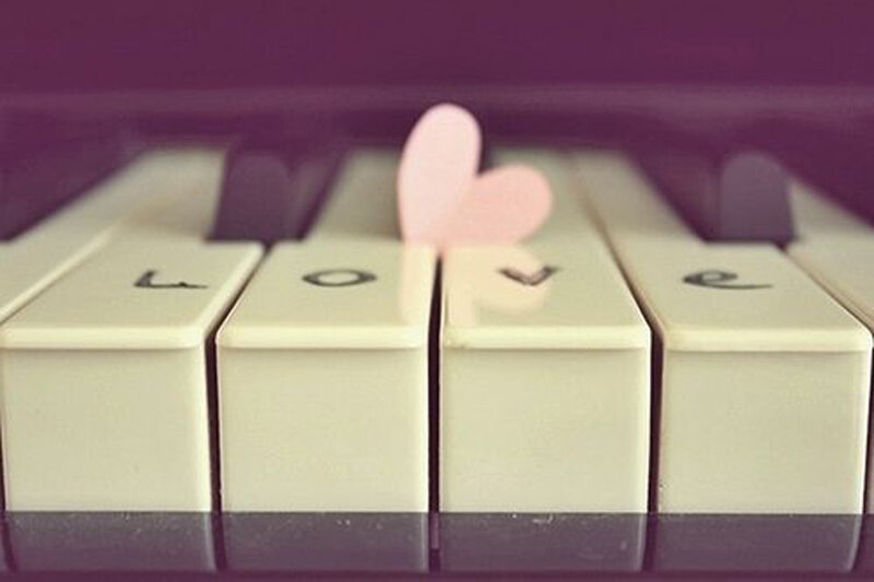 Piano Keys with Heart — White