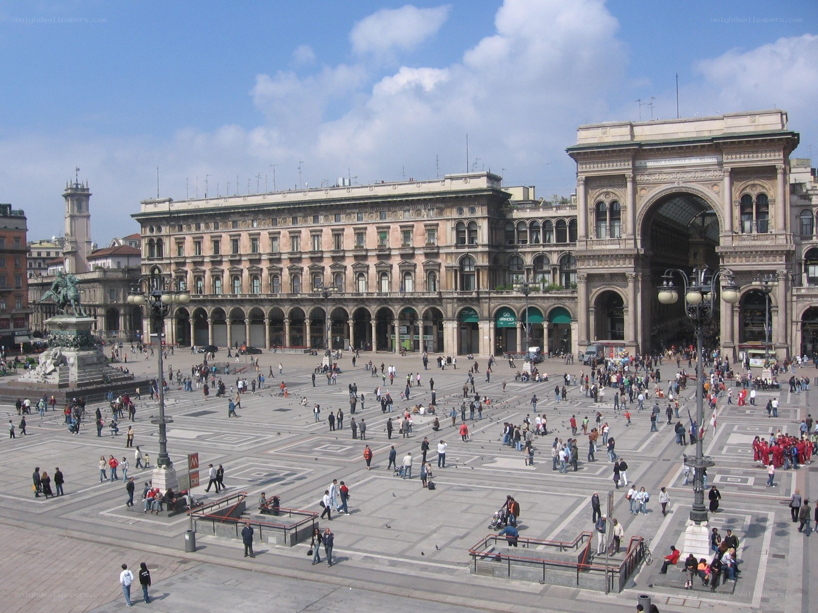 Piazza del Duomo in Milan