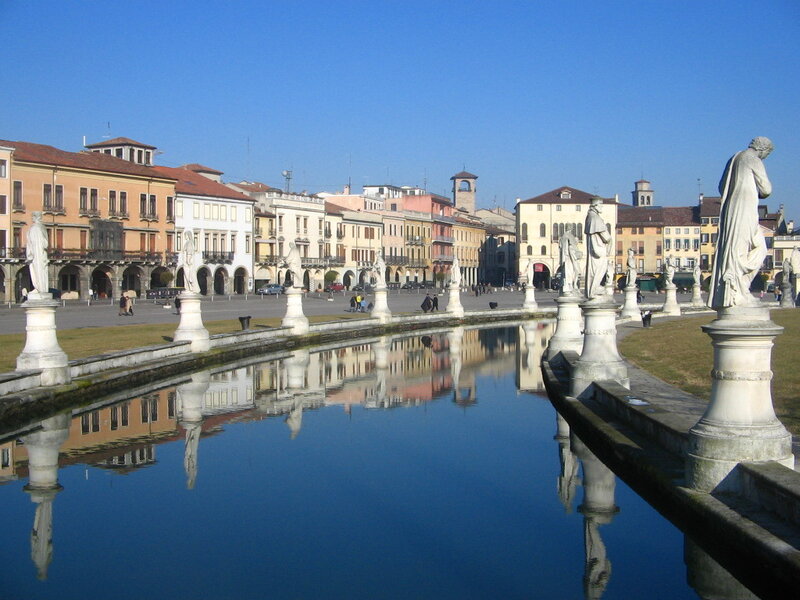 Piazza della Repubblica in Parma