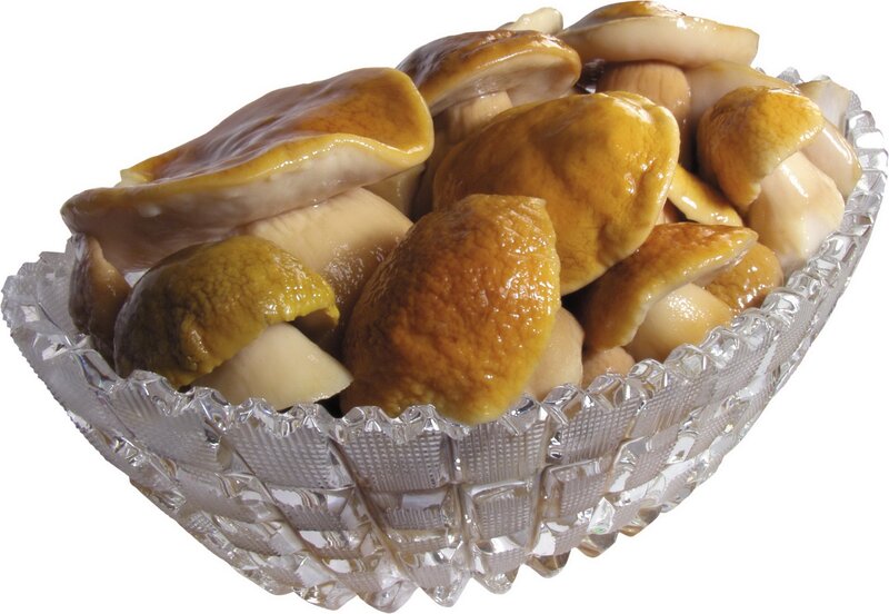 Pickled mushrooms in a glass bowl