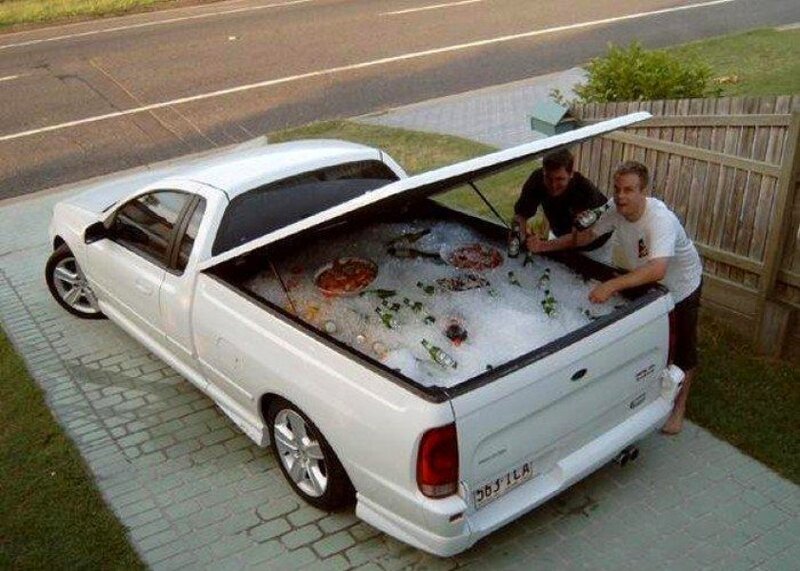 Pickup truck ice bar