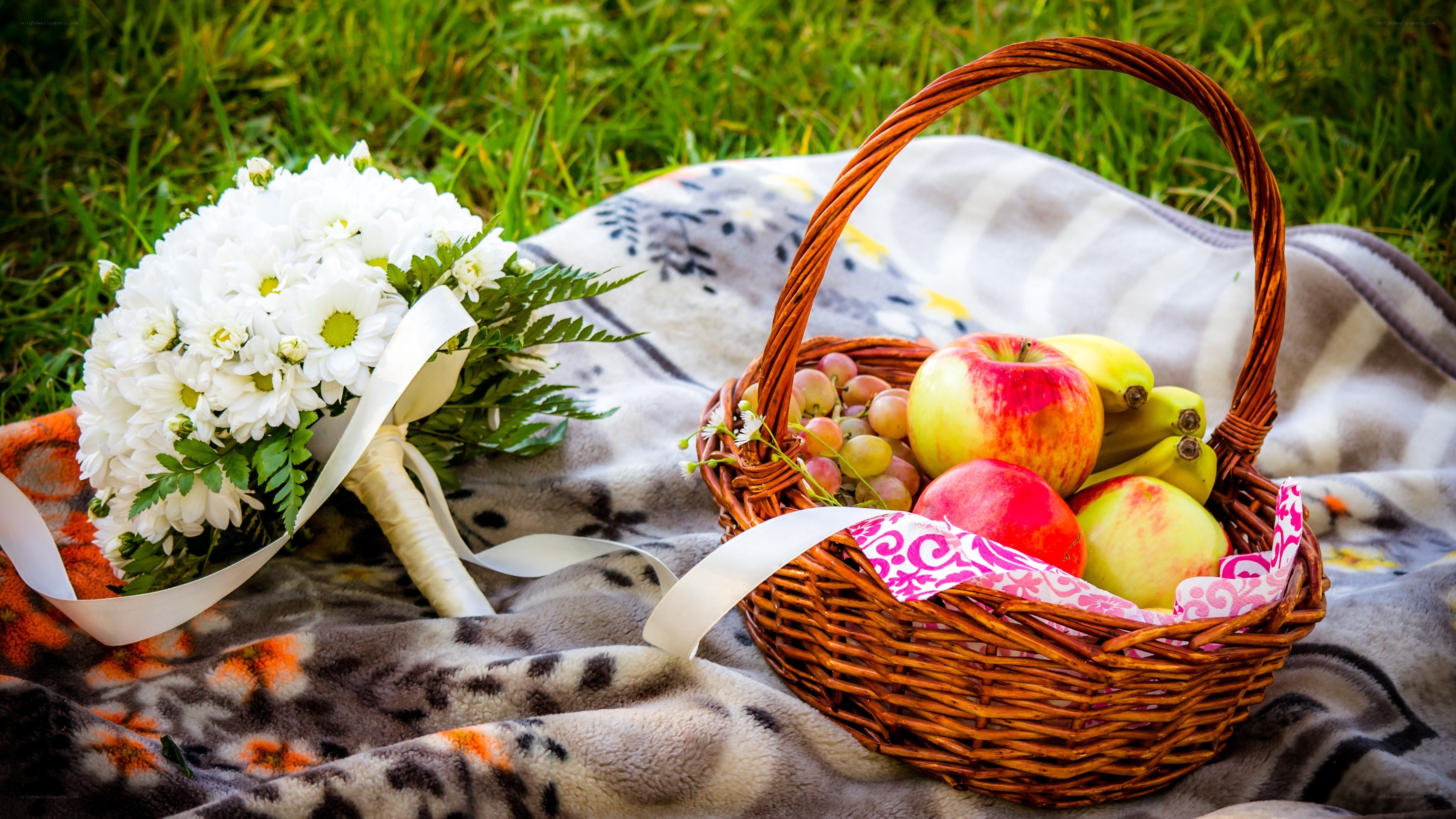Picnic basket with flowers