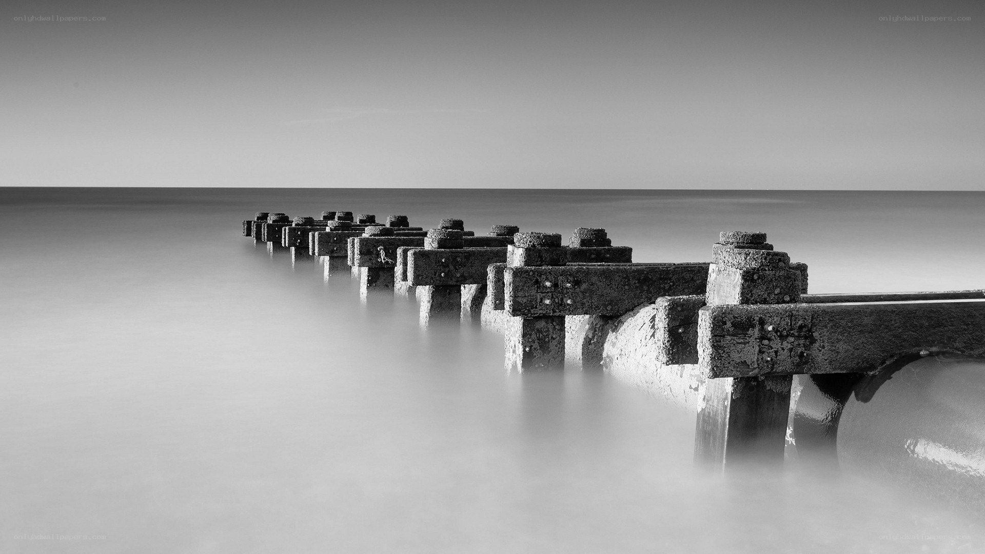 Pier extending into the sea