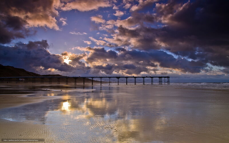 Pier on Wet Beach — Blue