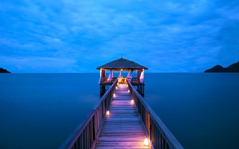 Pier with Gazebo — Blue