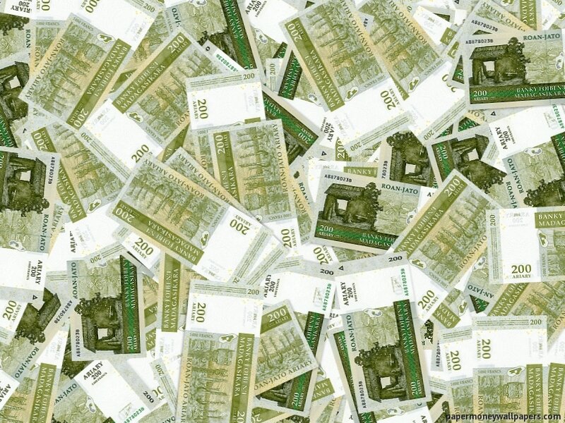 Pile of 200 Ariary Banknotes