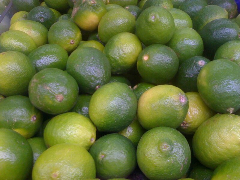pile of green limes