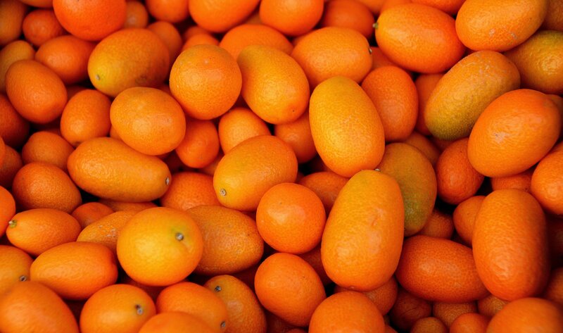 pile of kumquats