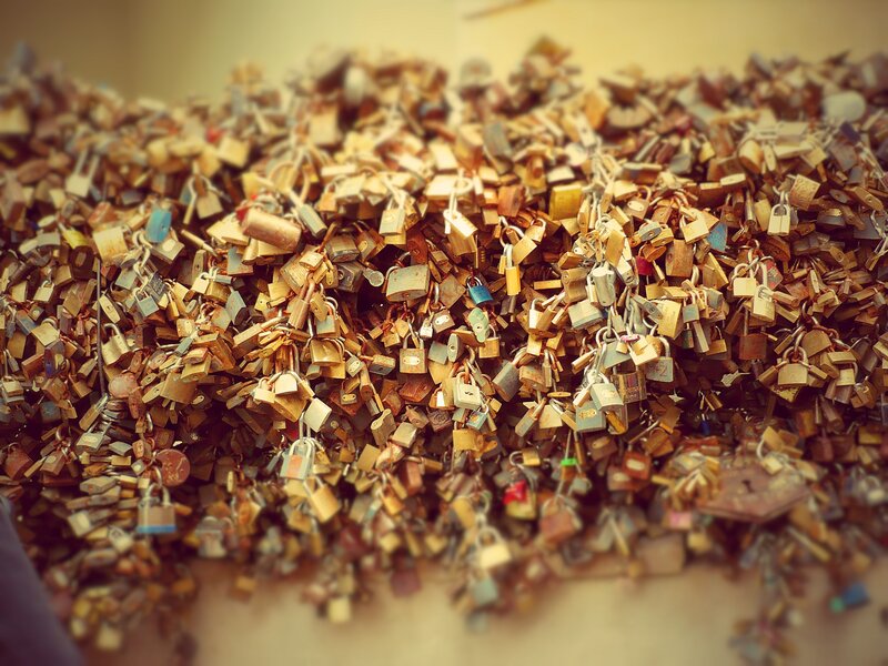 pile of love locks