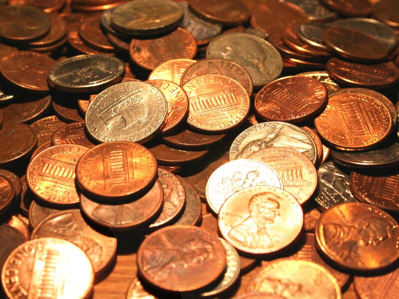 pile of mixed US coins