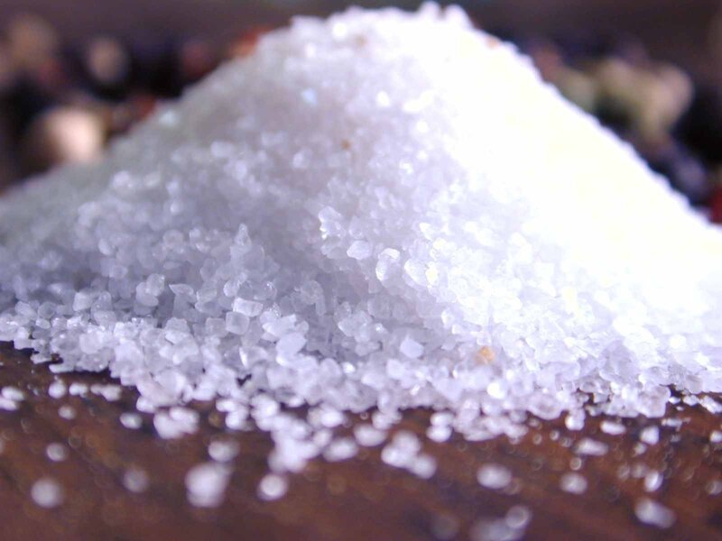 pile of white salt crystals