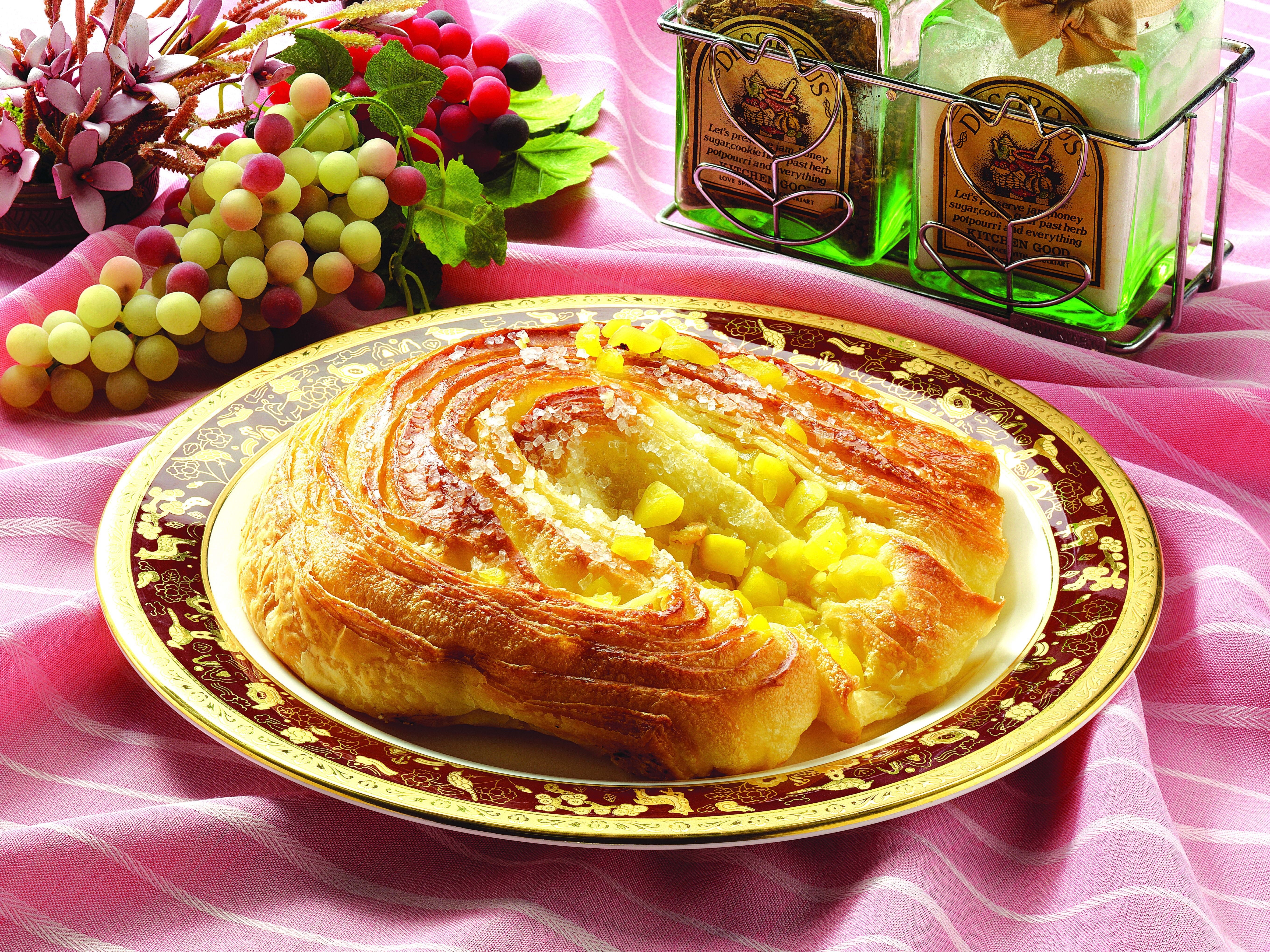 Pineapple pastry on ornate plate