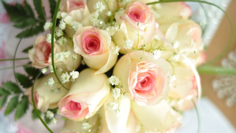 Pink and cream rose bouquet