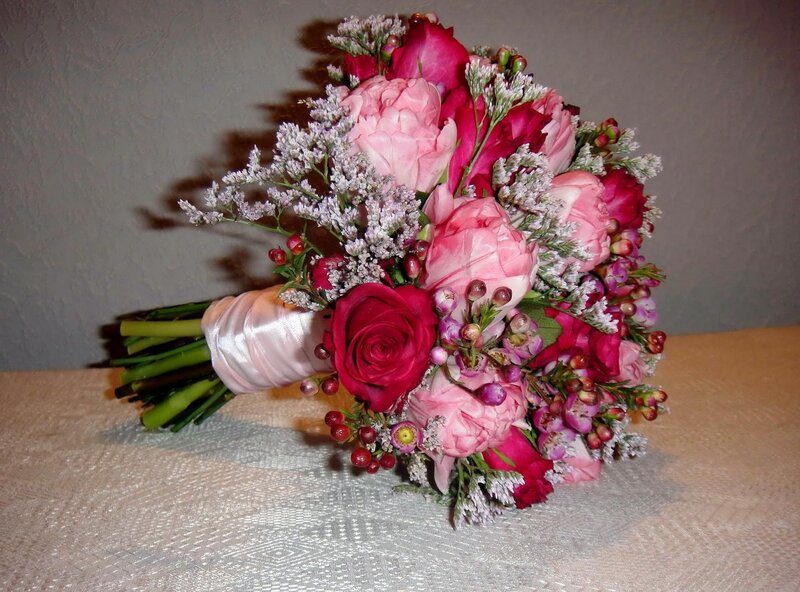 Pink and red flower bouquet