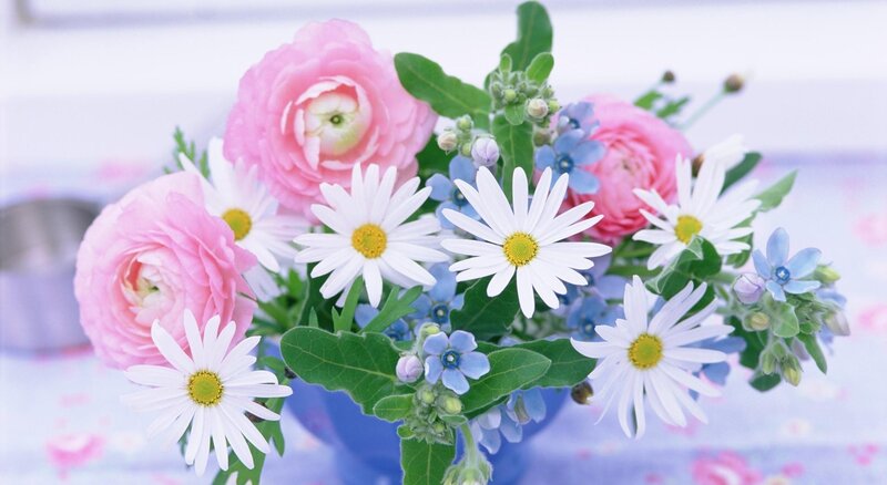 Pink and white flower bouquet