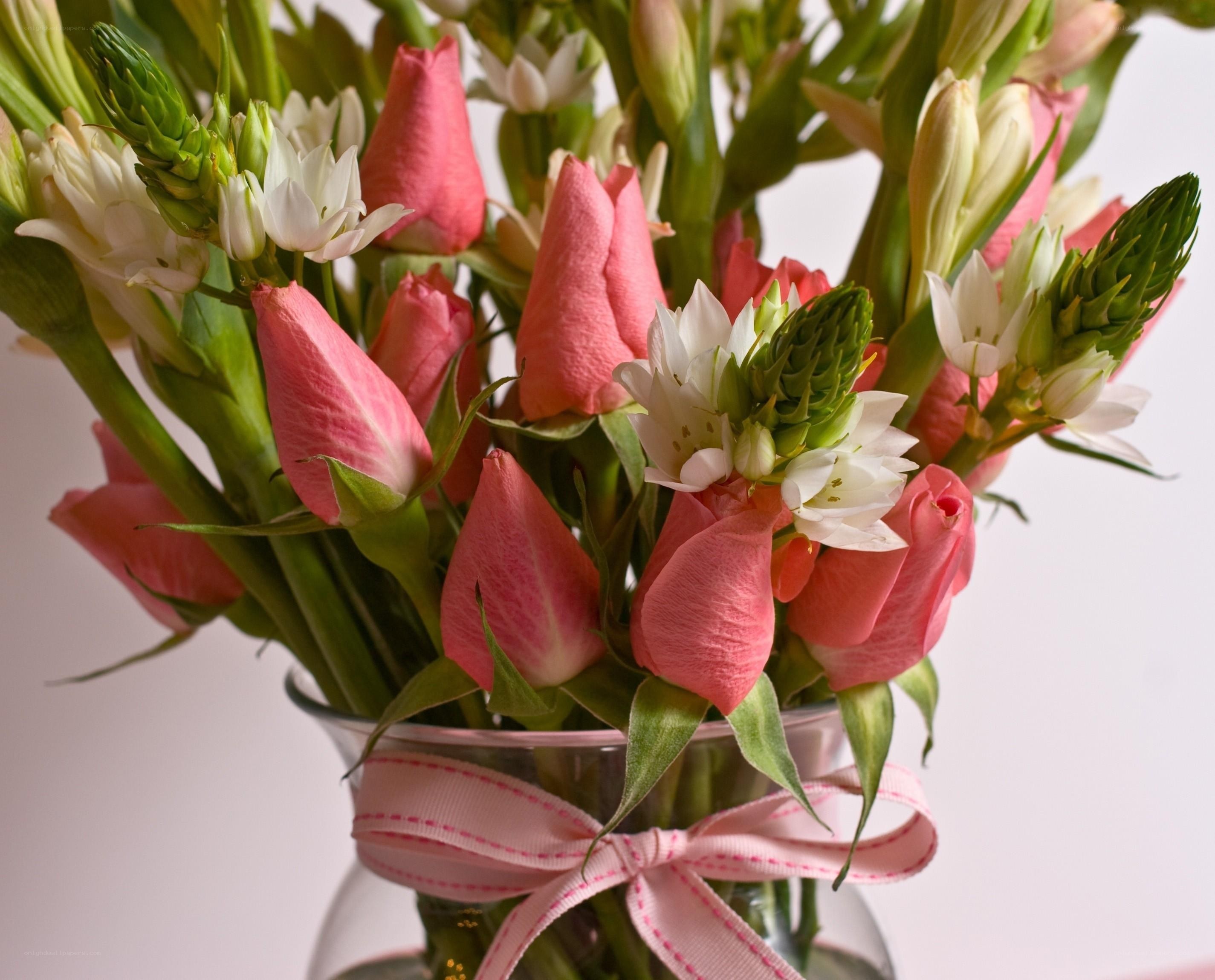 Pink and white flower bouquet