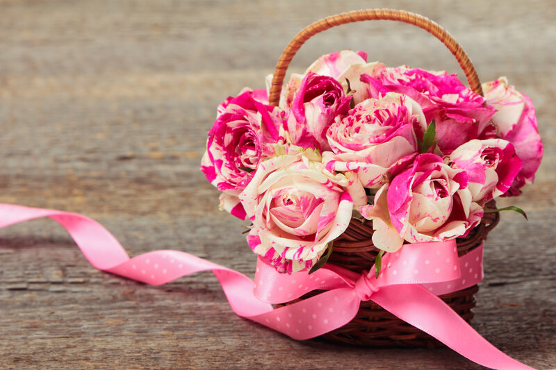 Pink and White Roses — Calm, Photograph, Basket