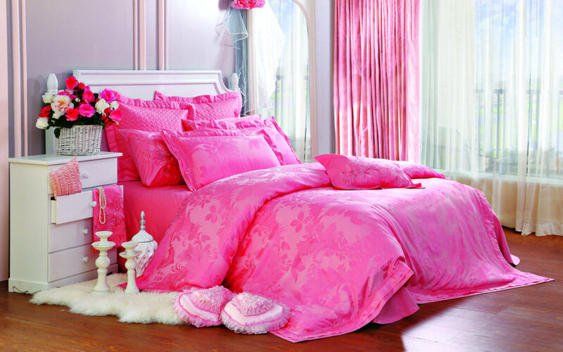 Pink Bedding Set