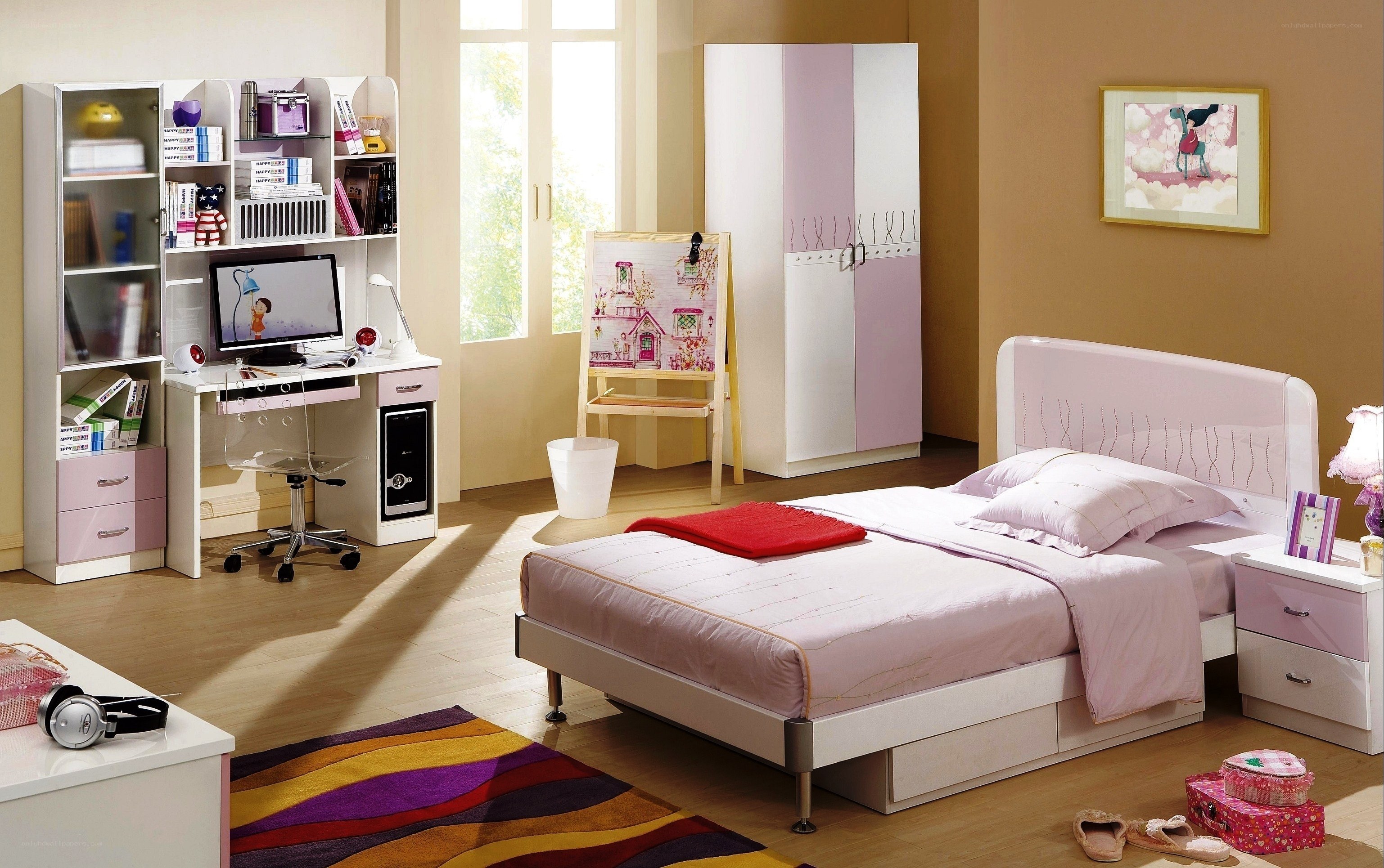 Pink bedroom furniture set