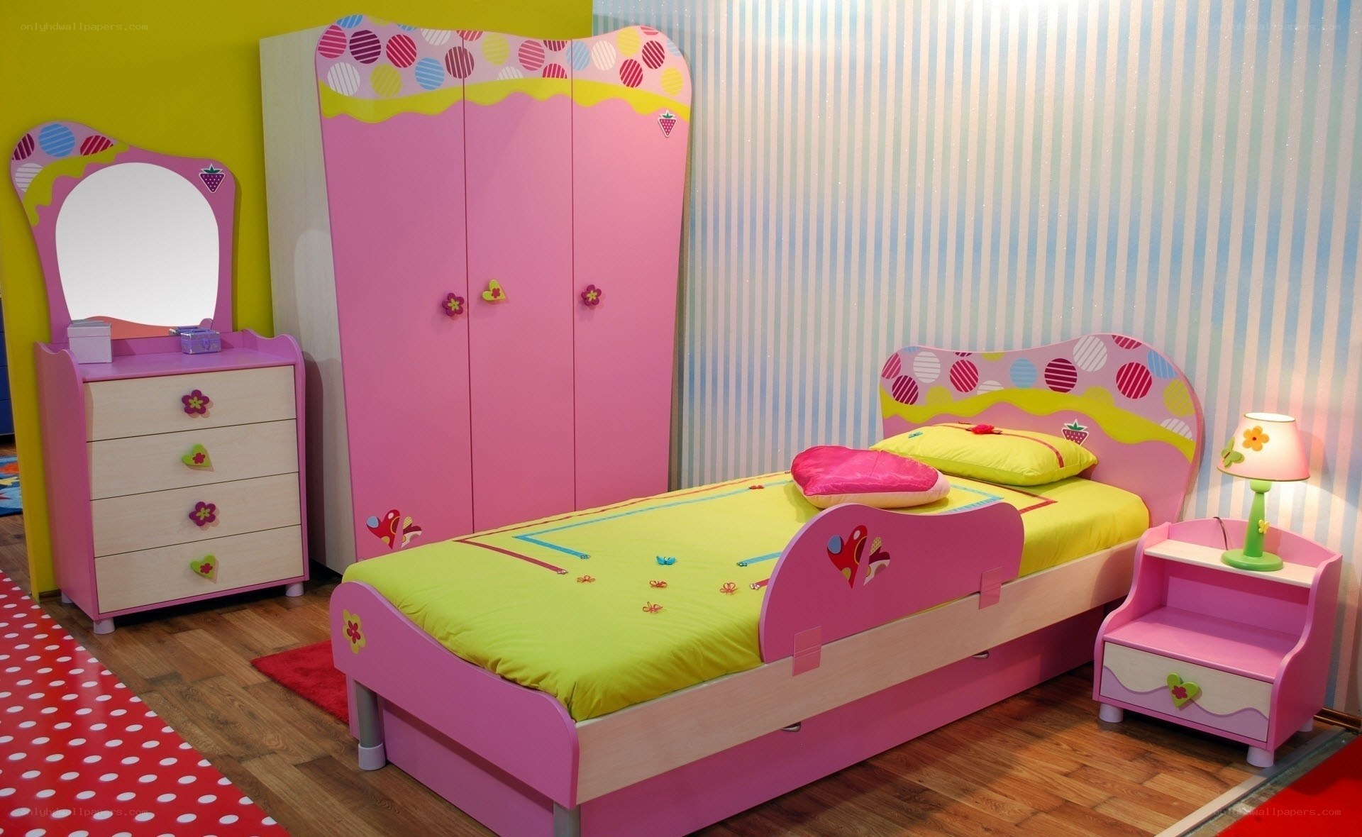 pink children's bedroom set