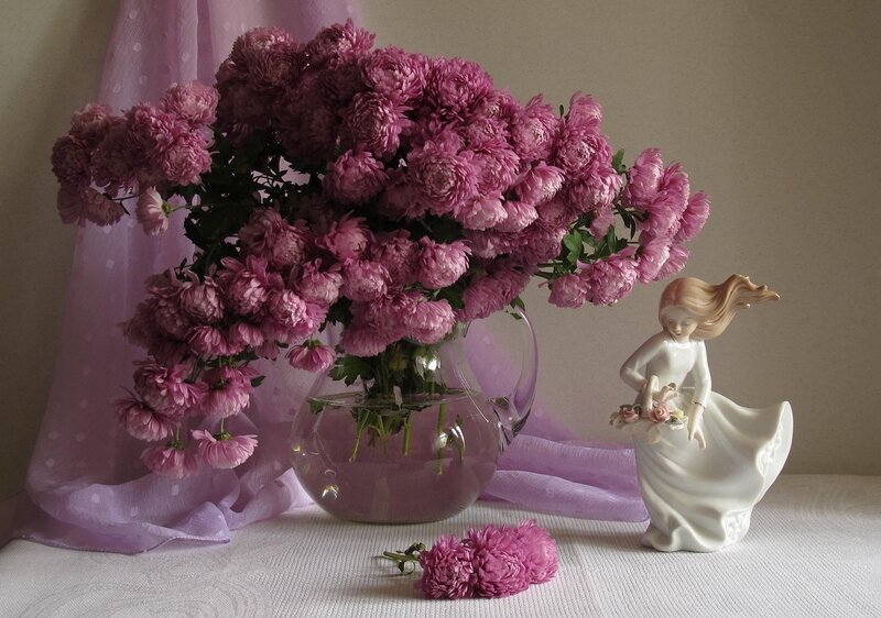 Pink Chrysanthemums in Vase — Purple