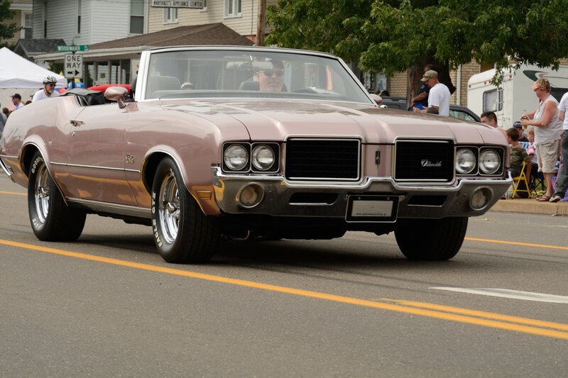 Pink Convertible Car — Outdoor