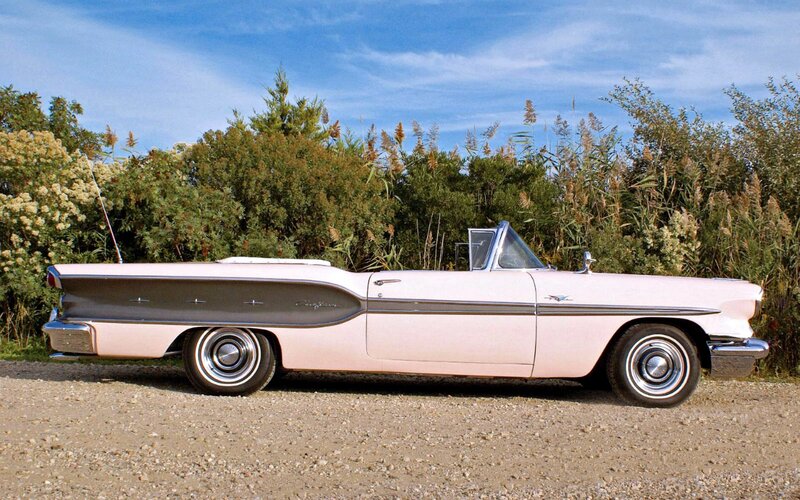 Pink Convertible Car — Serene