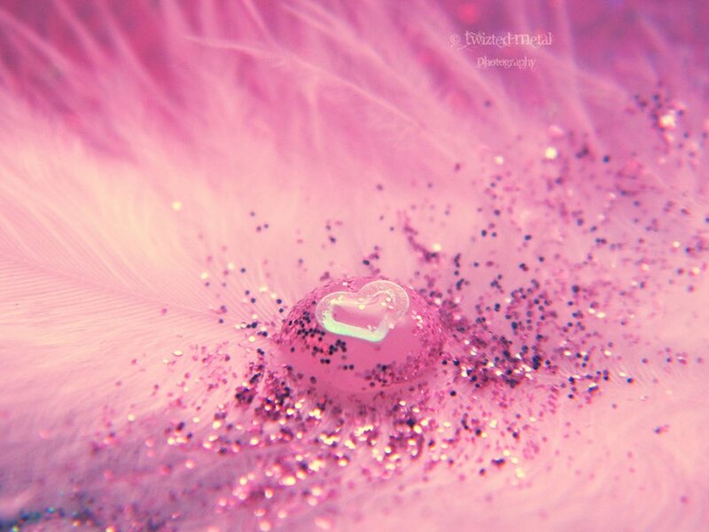 Pink Feather with Glitter — Dreamy