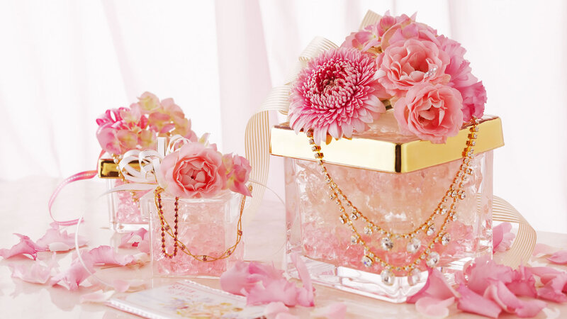 Pink Floral Gift Boxes — Elegant
