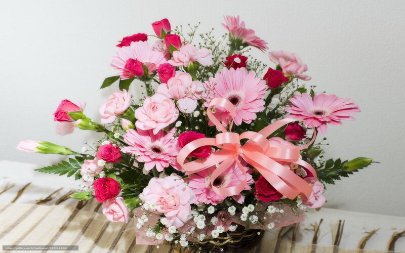 Pink flower bouquet with ribbon