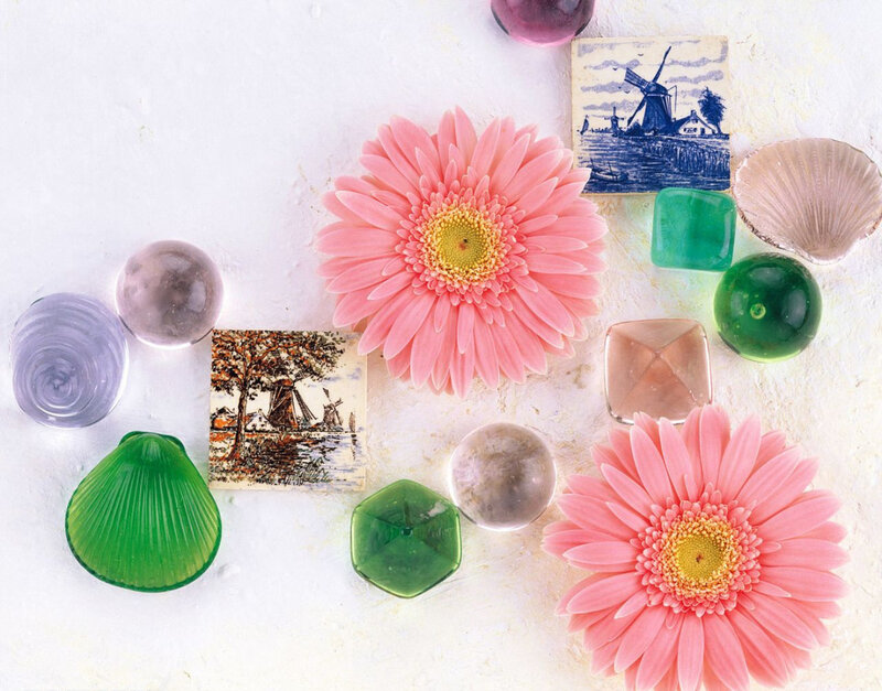 Pink flowers and decorative objects