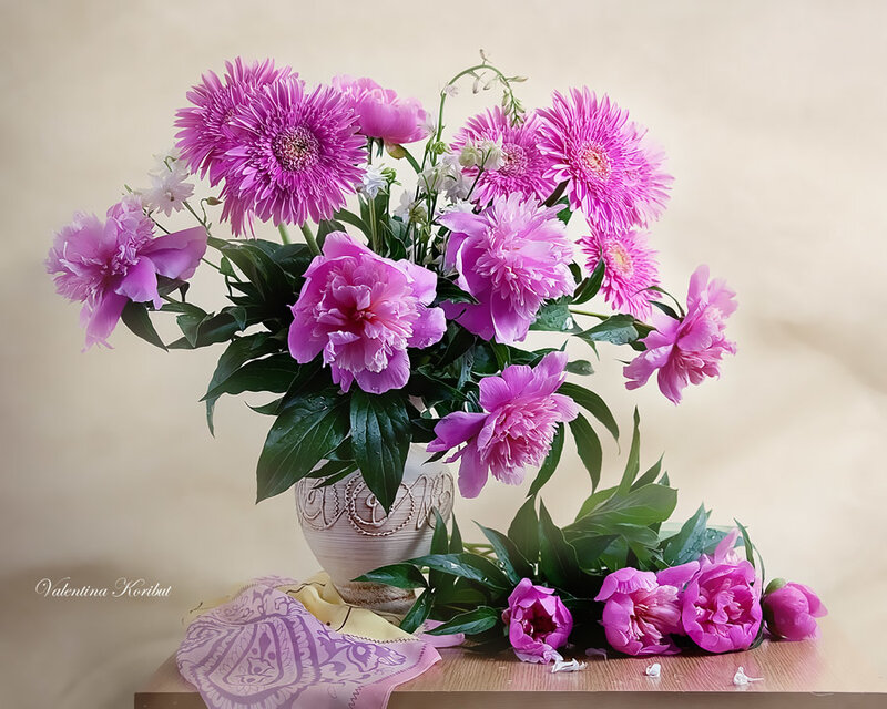 Pink flowers in a vase