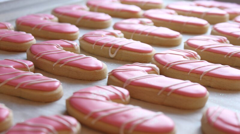 Pink Frosted Cookies — Calm