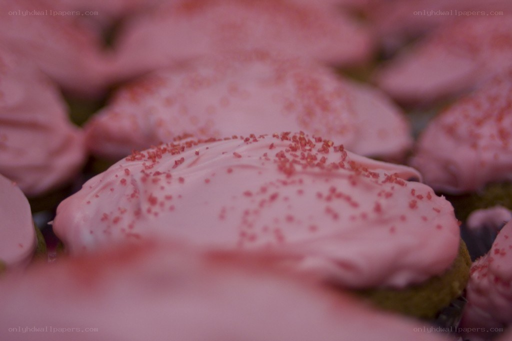pink frosted cookies